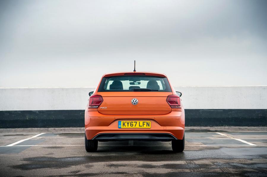  Volkswagen Polo 2017 года  (UK) (фото 17 из 40)